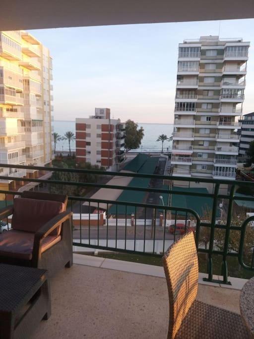 Apartamento Con Vistas Al Mar Y Buena Ubicacion Benicassim Bagian luar foto